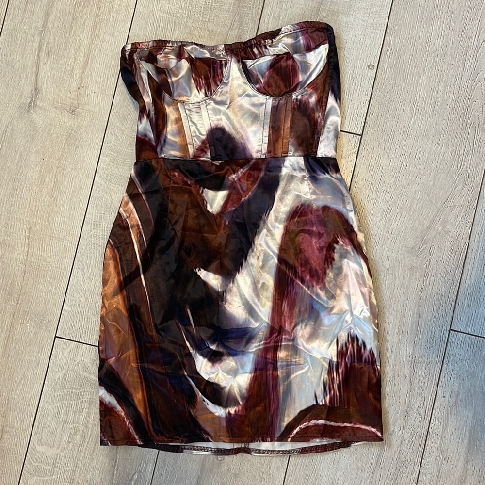 Pretty Little Thing silk dress